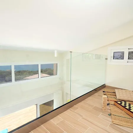 Michou Helios By * ロウダータ